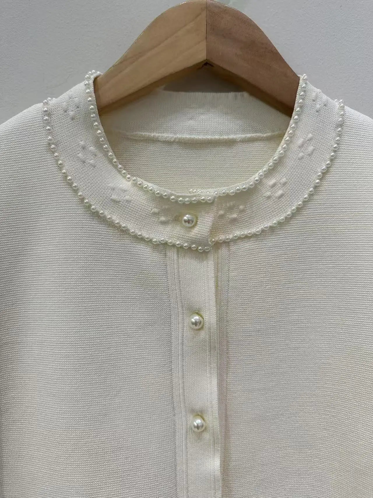 Women's elegant two-piece suit, white pearl cardigan or round neck sleeveless midi dress